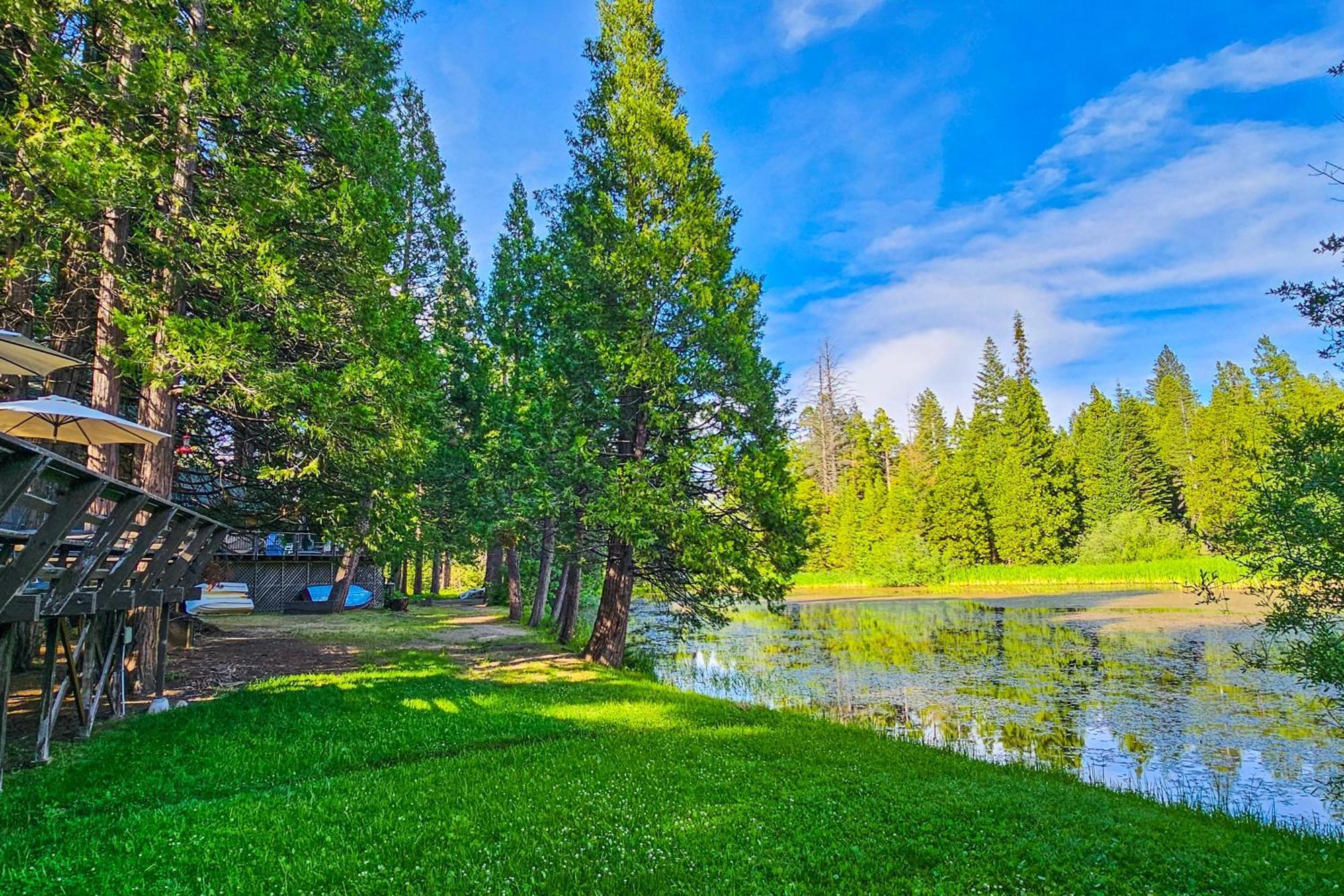 Water'S Edge Retreat Villa Shaver Lake Exterior photo